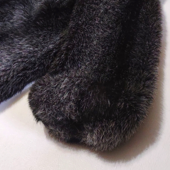 Monterey Fashions Faux Fur Coat Vintage Fur Coat - Picture 6 of 17